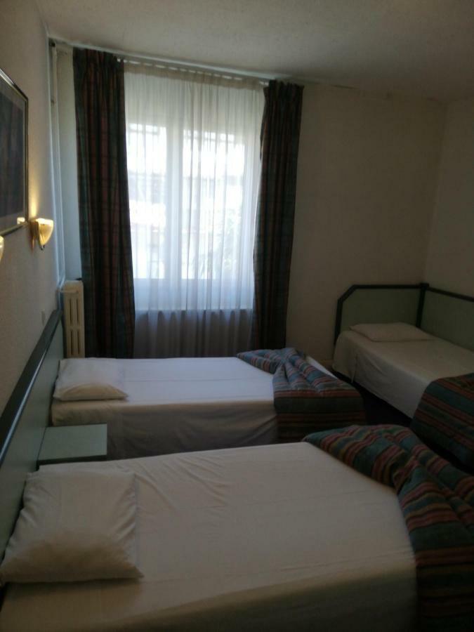 Hotel De Nevers Lourdes Eksteriør billede